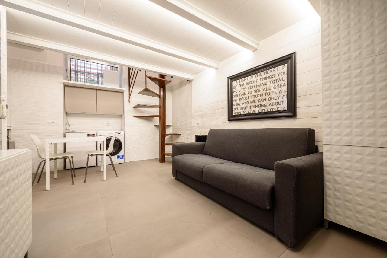 Riviera Di Chiaia 155 Apartment Naples Exterior photo